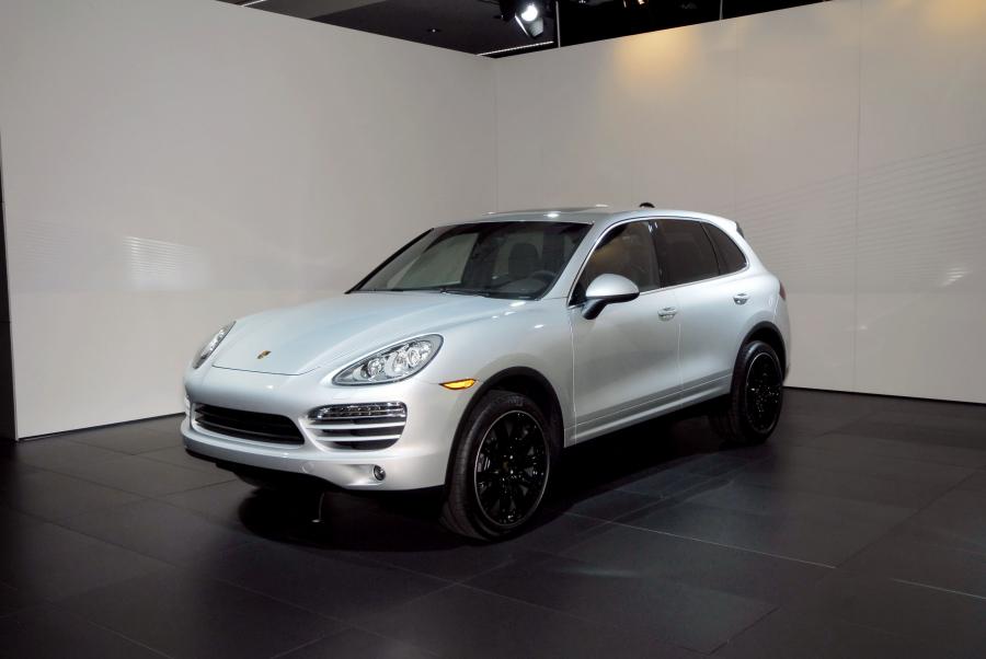  Porsche Cayenne 2011 года  (фото 107 из 107)